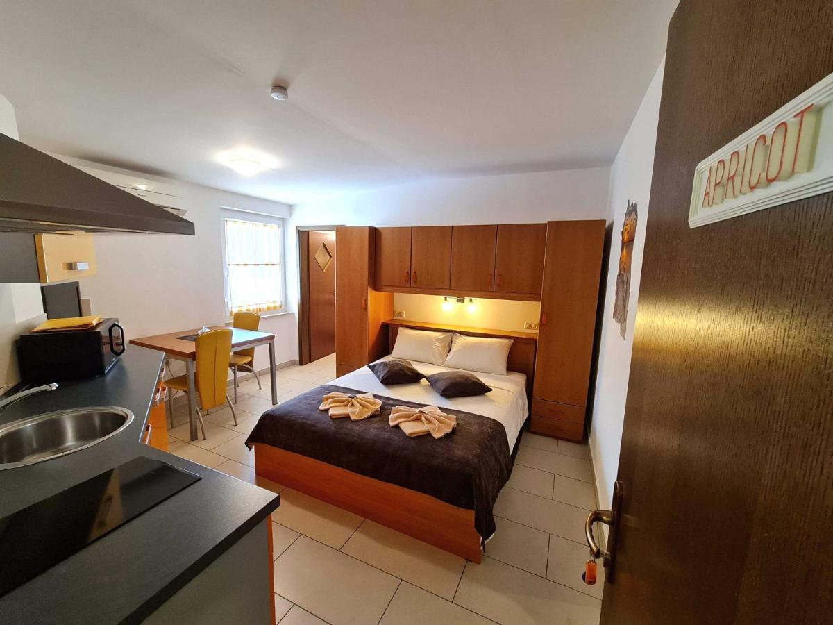 Restaurant & Apartments Getaway Pri Kobalu Vipava Δωμάτιο φωτογραφία